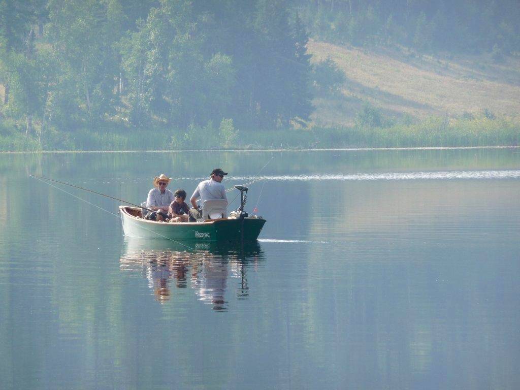 LIMESTONE MOUNTAIN RANCH HORSES, CATTLE, RECREATION Big Lake Ranch