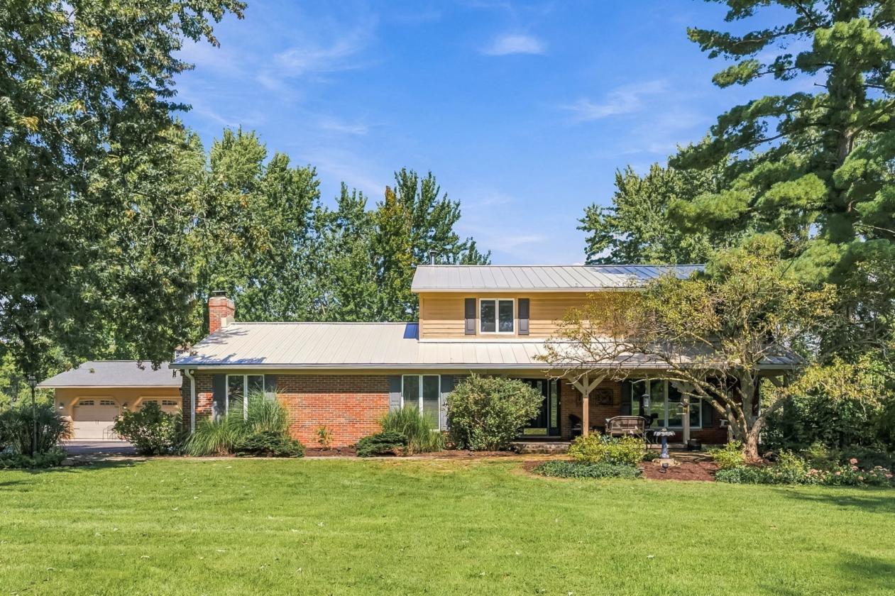 10-Acre Equestrian Estate in Prime Delaware County - photo 2