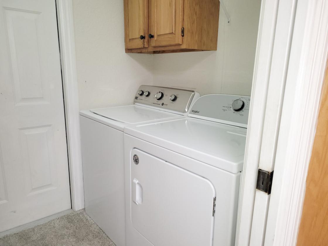Looking for Old Florida vibes with modern amenities - photo 9