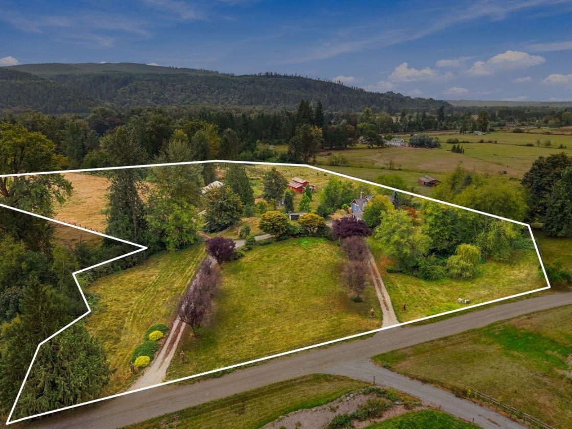 14.69-Acre Horse Property with Barn, Shop & Creek - photo 2