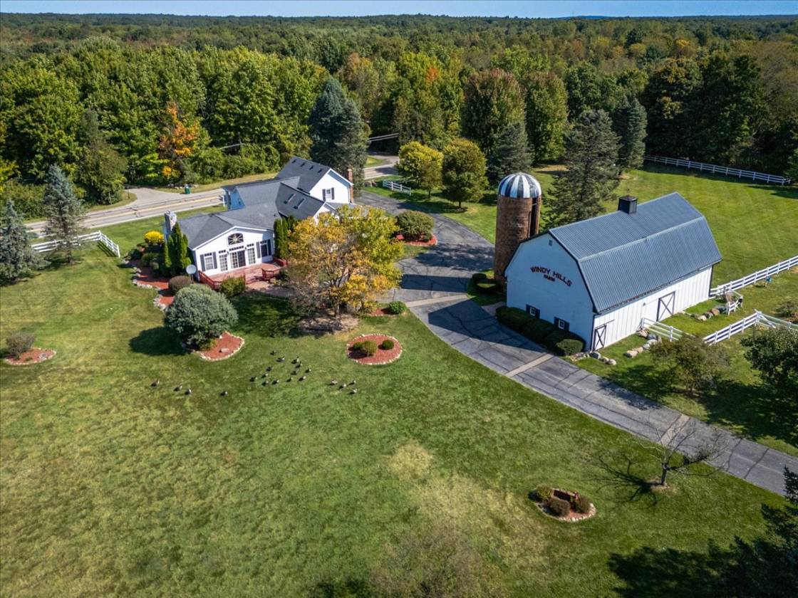 Horse Property for sale.