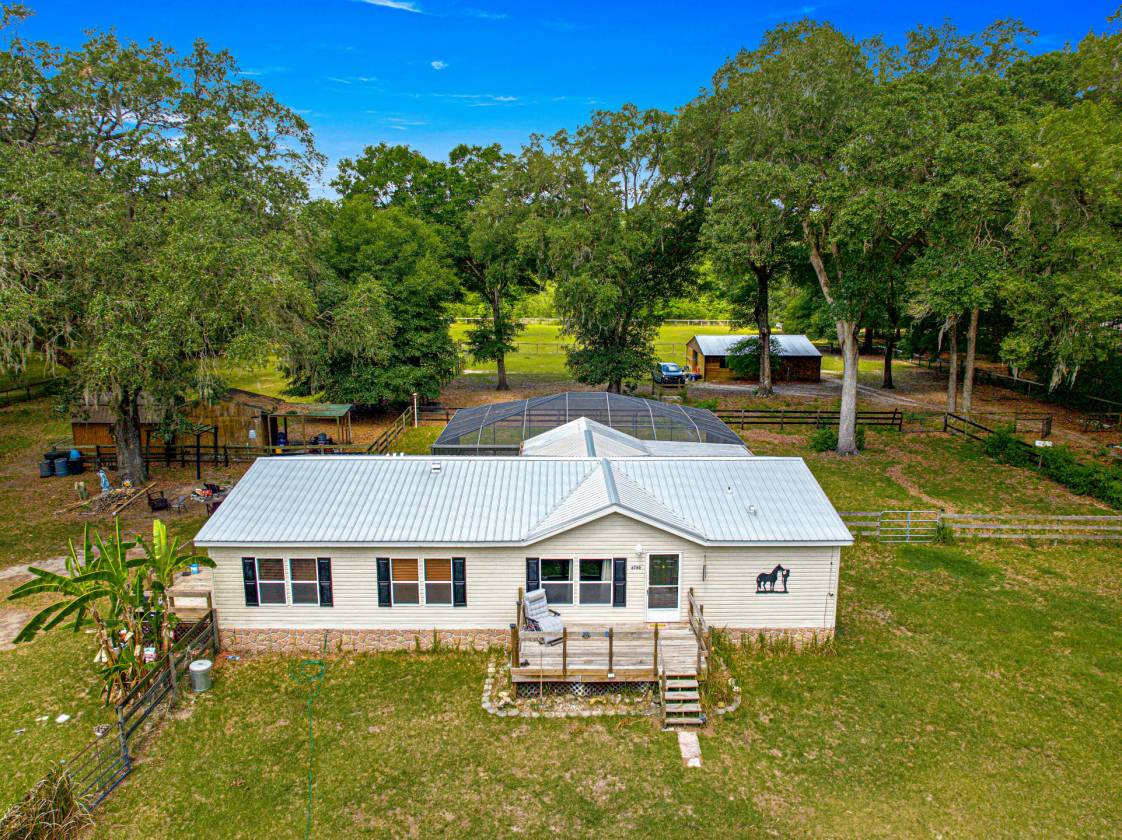 Horse Property for sale.