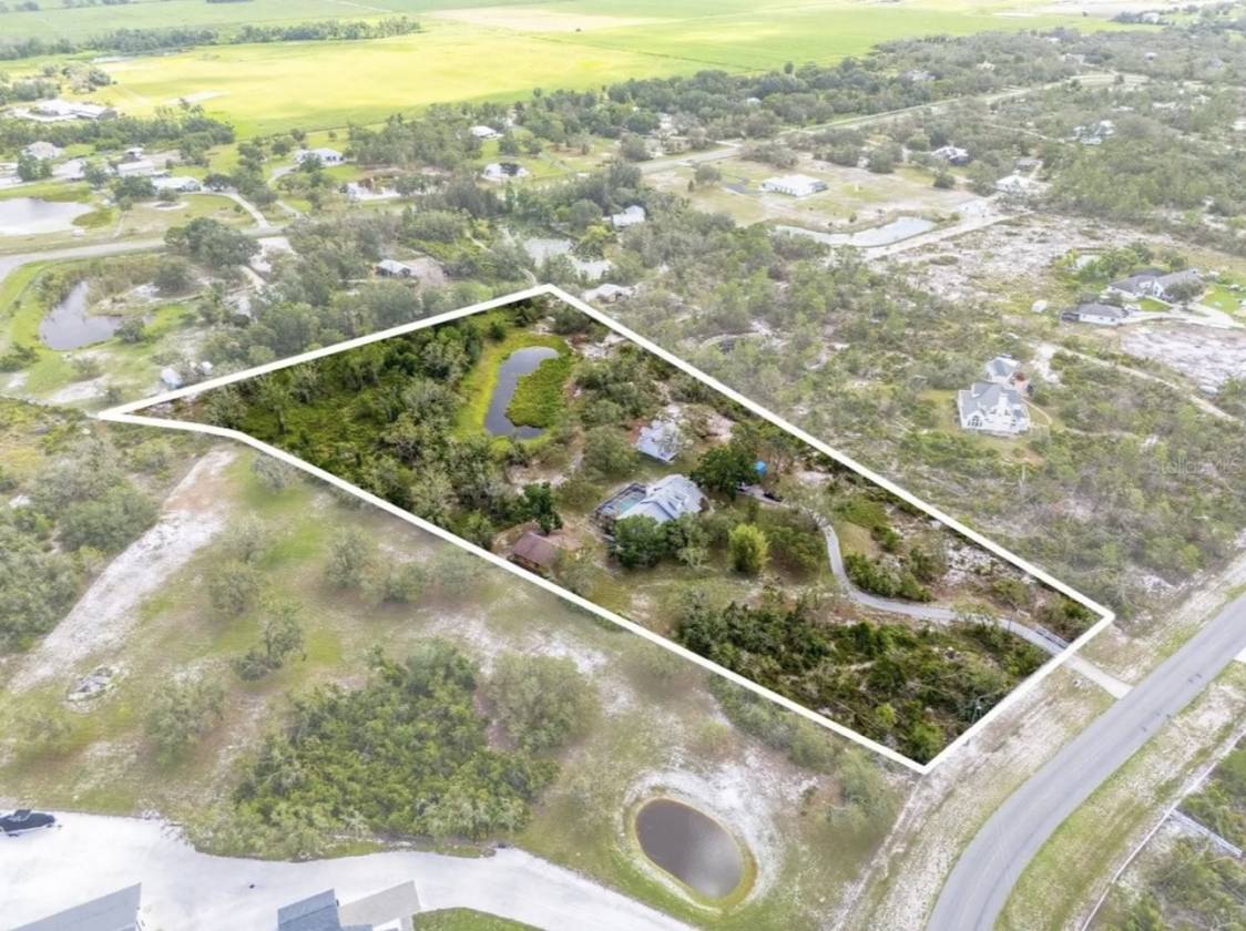 Horse Property for sale.