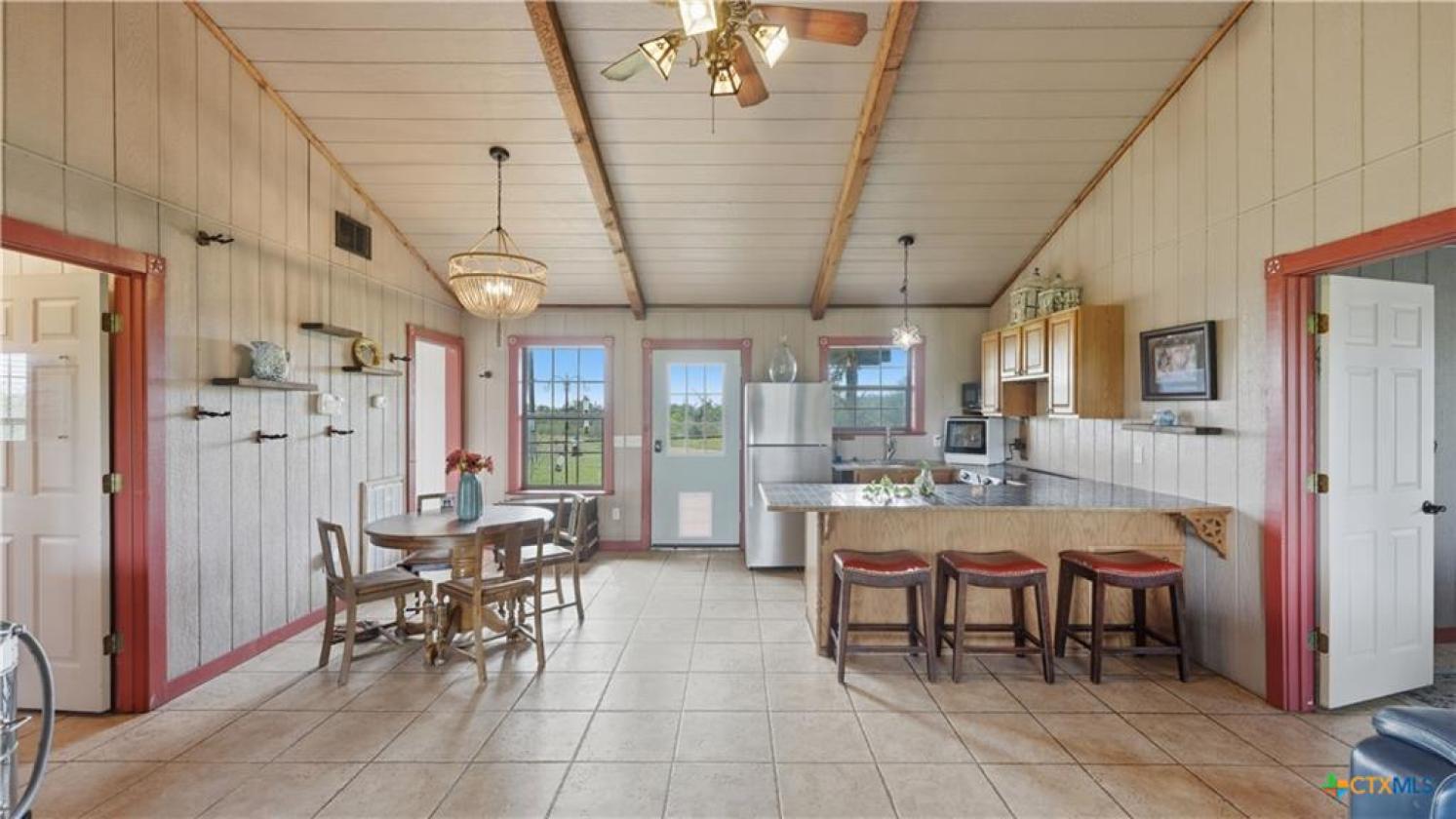White Rock Ranch Home with 4 Stalls - photo 8
