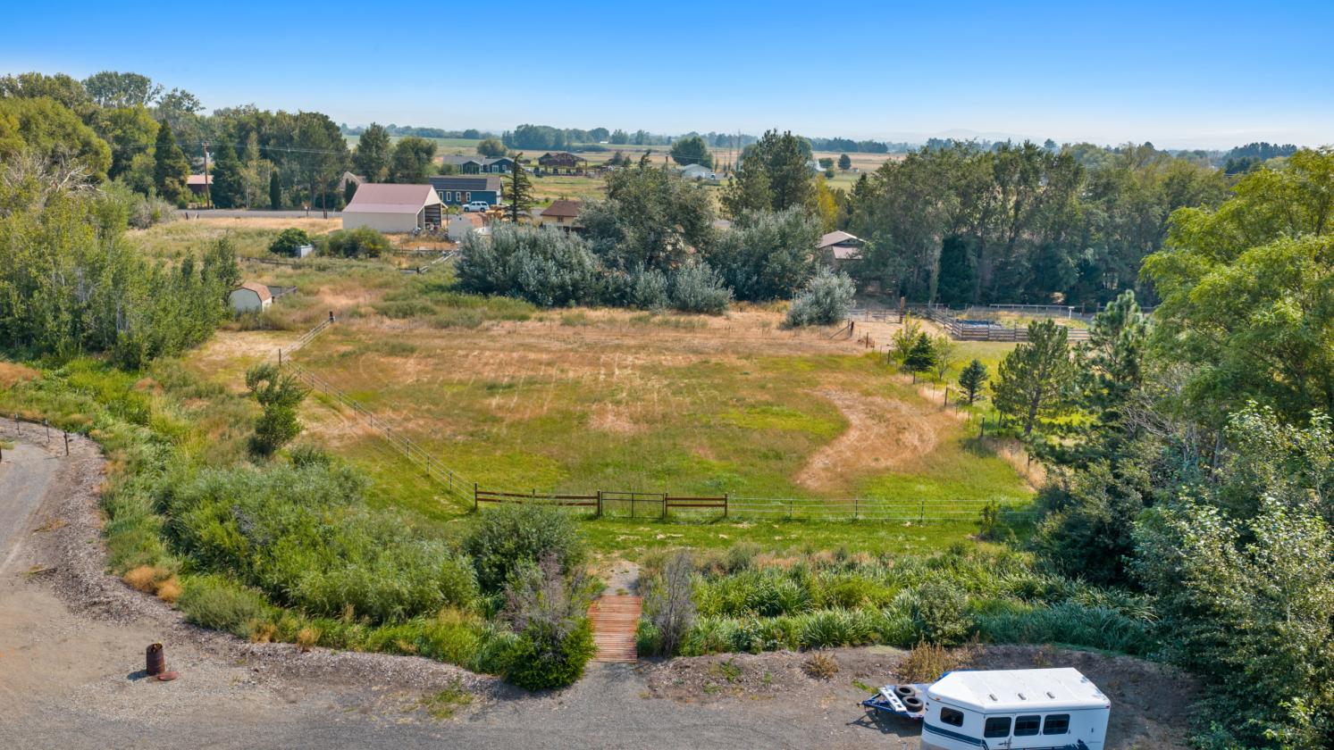 Horse Lovers Dream - Everything you need on 3.5 Ac - photo 10
