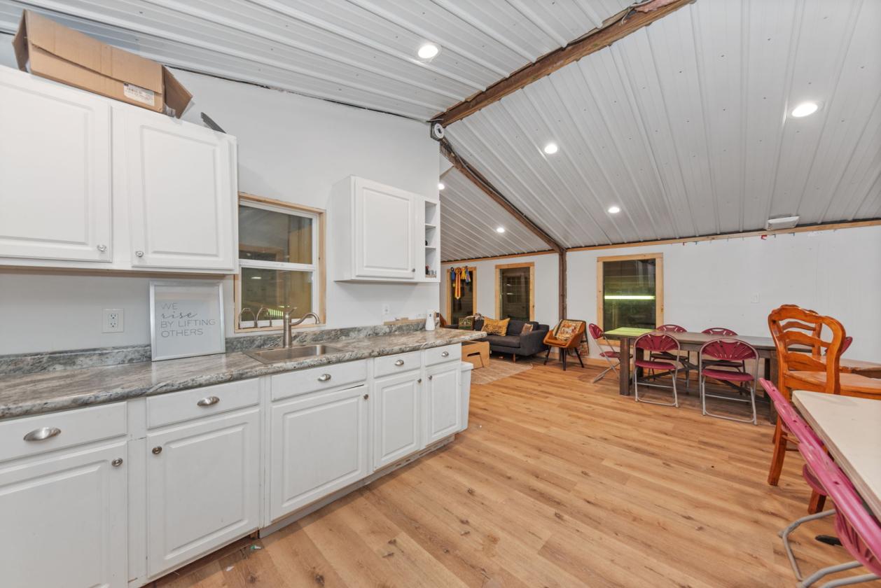 Cape Cod + 15 Acres + 18 Stalls + Indr + 2 Outdr - photo 14
