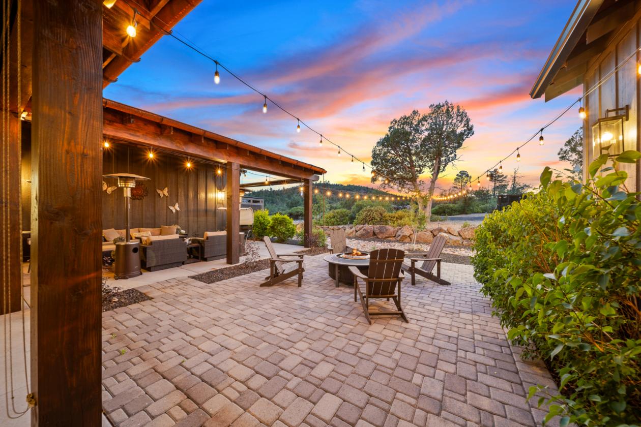 Unrivaled Luxury Legacy Estate with Amazing Views - photo 4
