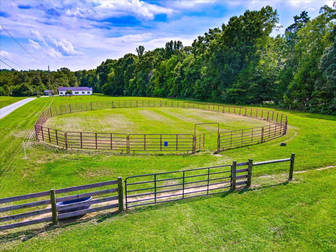 45+ACRE HORSE FARM BETWEEN GREENSBORO & BURLINGTON - photo 10