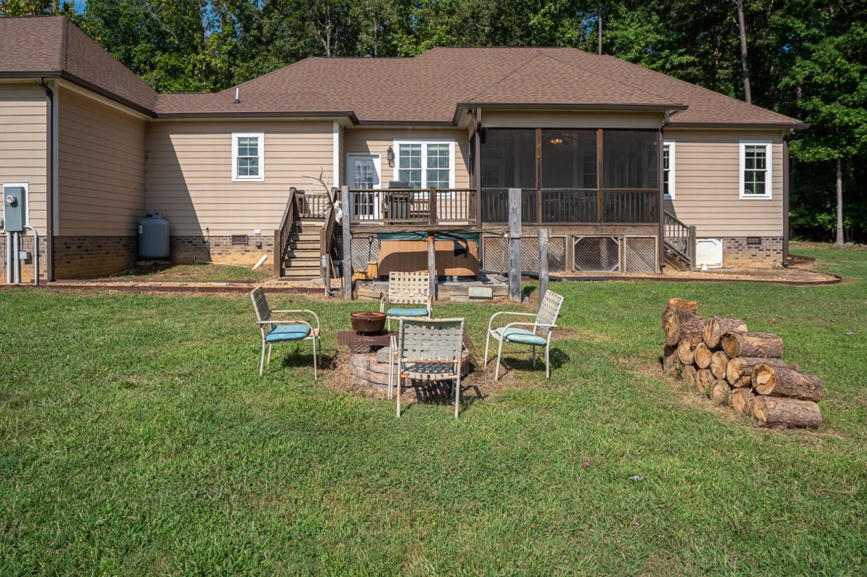 Must SEE Equestrian Property on 25+ acres - photo 8