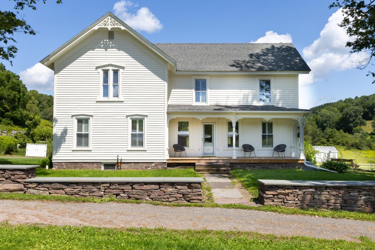 Catskill Equestrian Estate on 254 Acres - photo 2