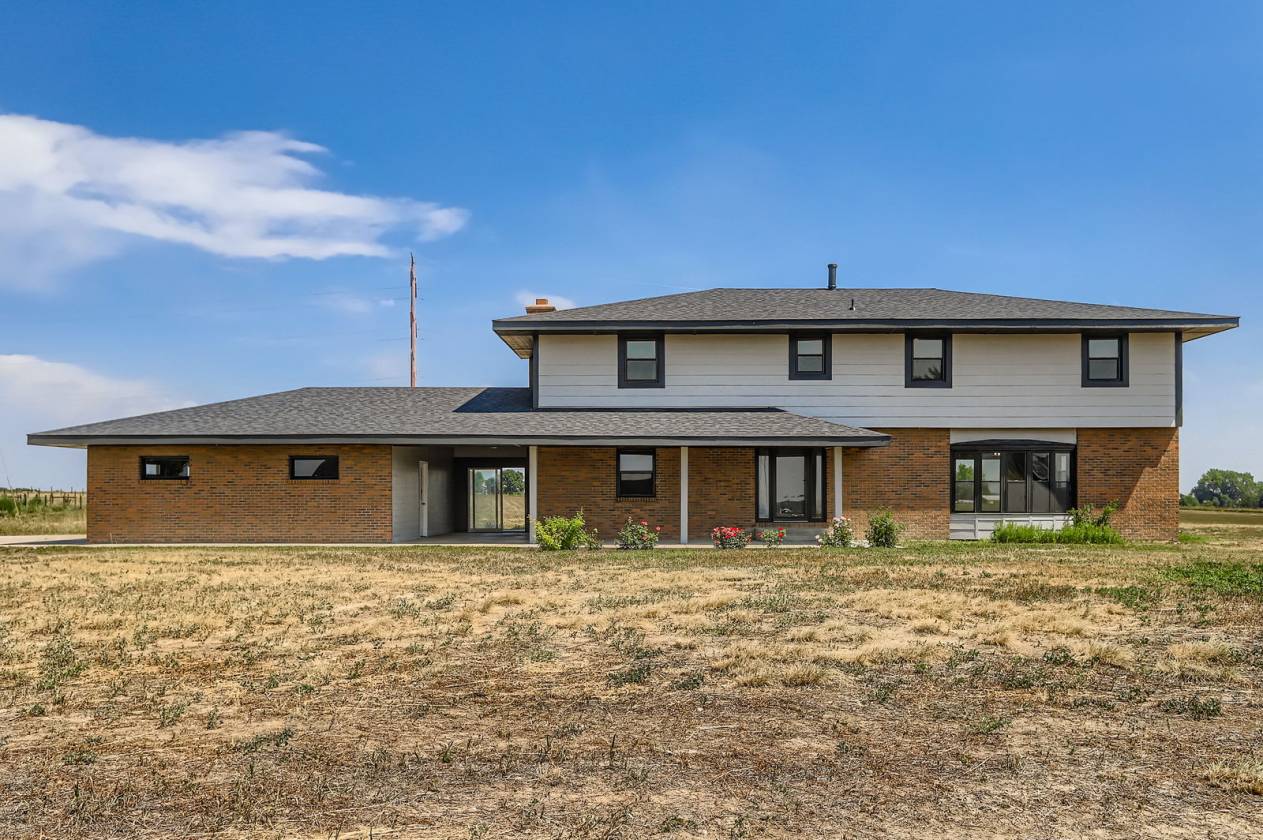 Horse Property for sale.