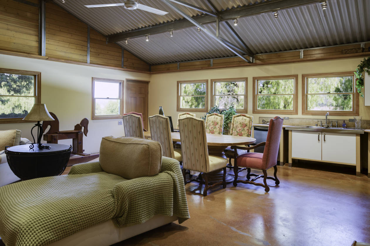 Equestrian Dream in Hidden Valley Thousand Oaks, Ventura County