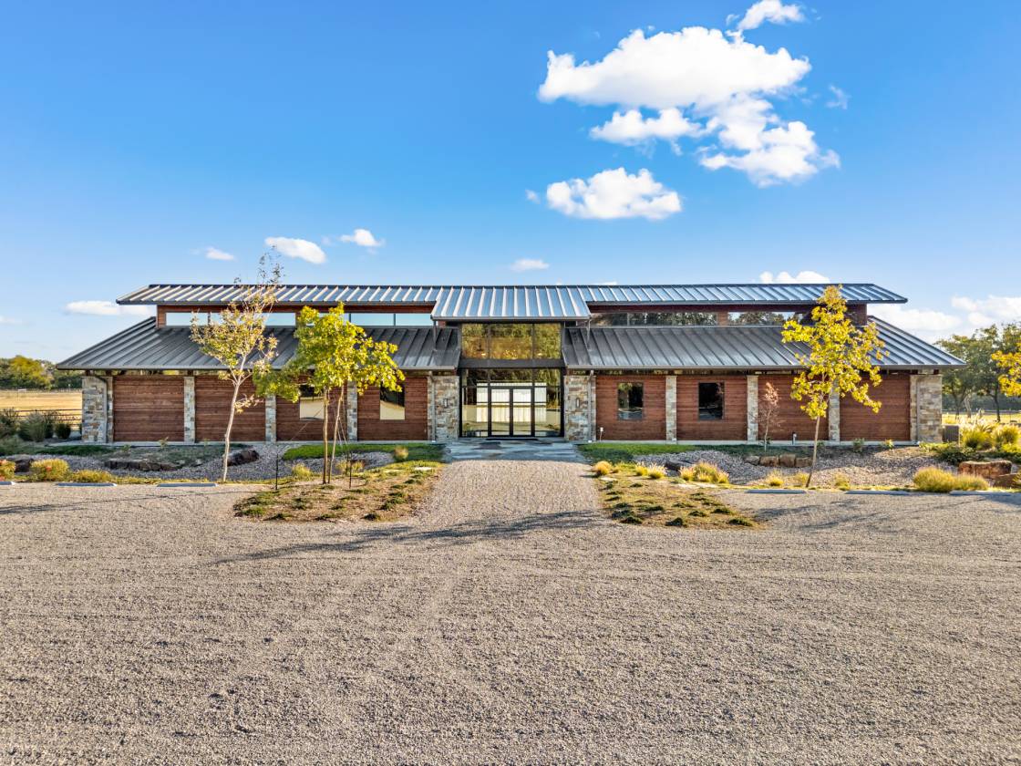 Horse Property for sale.