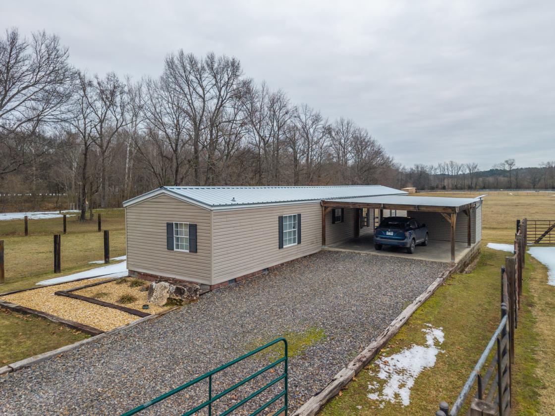 Horse Property with Gorgeous views - photo 12