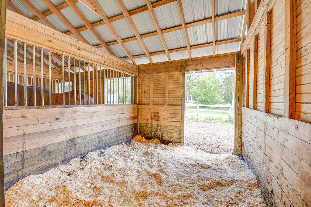 10 Acre Hobby Farm in Howell Howell, Livingston County, Michigan