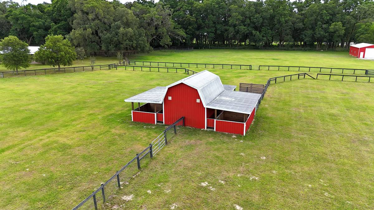Premier Equestrian Facility - photo 20