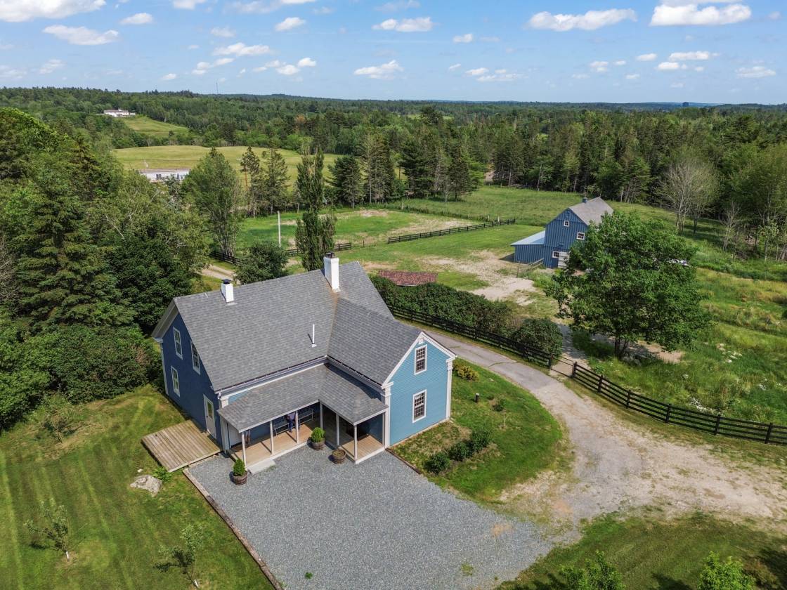 Horse Property for sale.