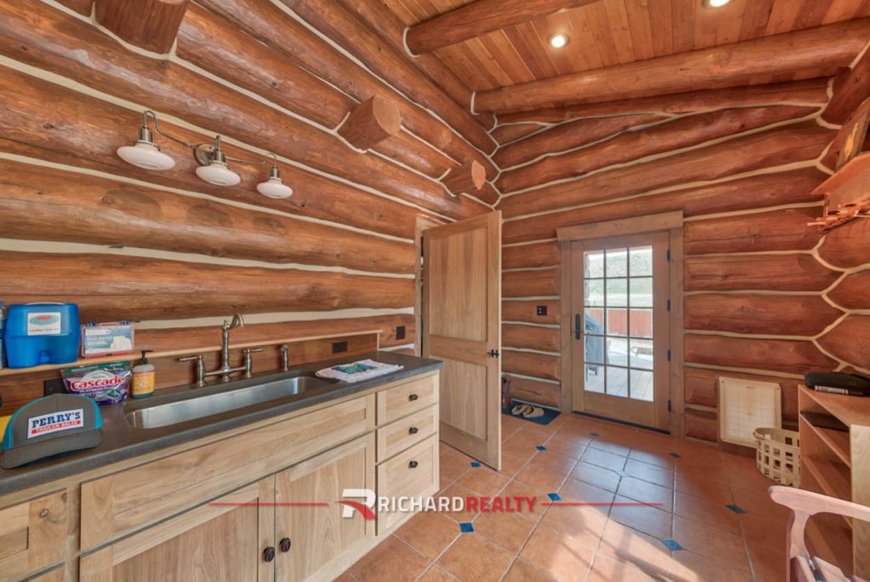 Equestrian Property Near Shell Canyon - photo 17