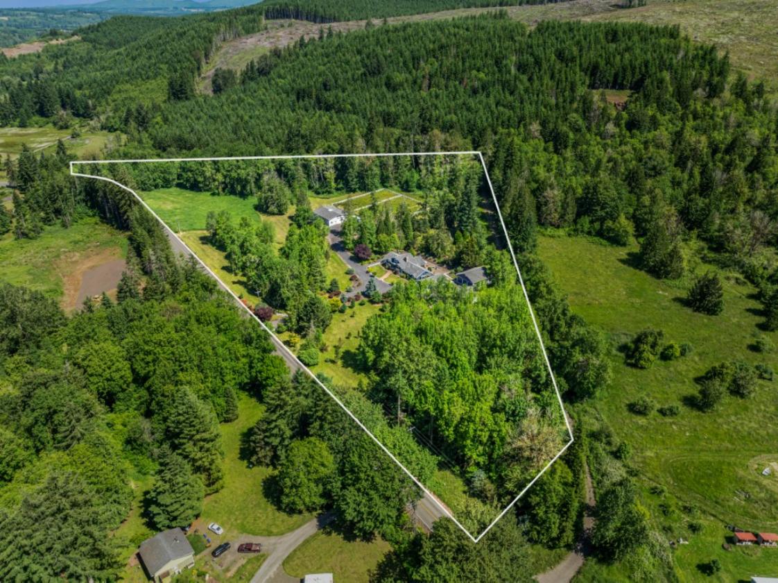 Luxury Horse Property on 10+ Acres - photo 10