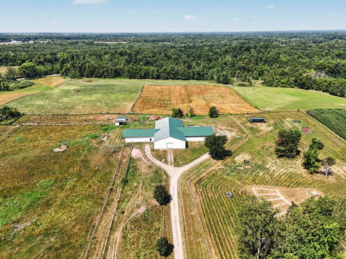 Indoor Arena on 26 Acres with Large Home - photo 11