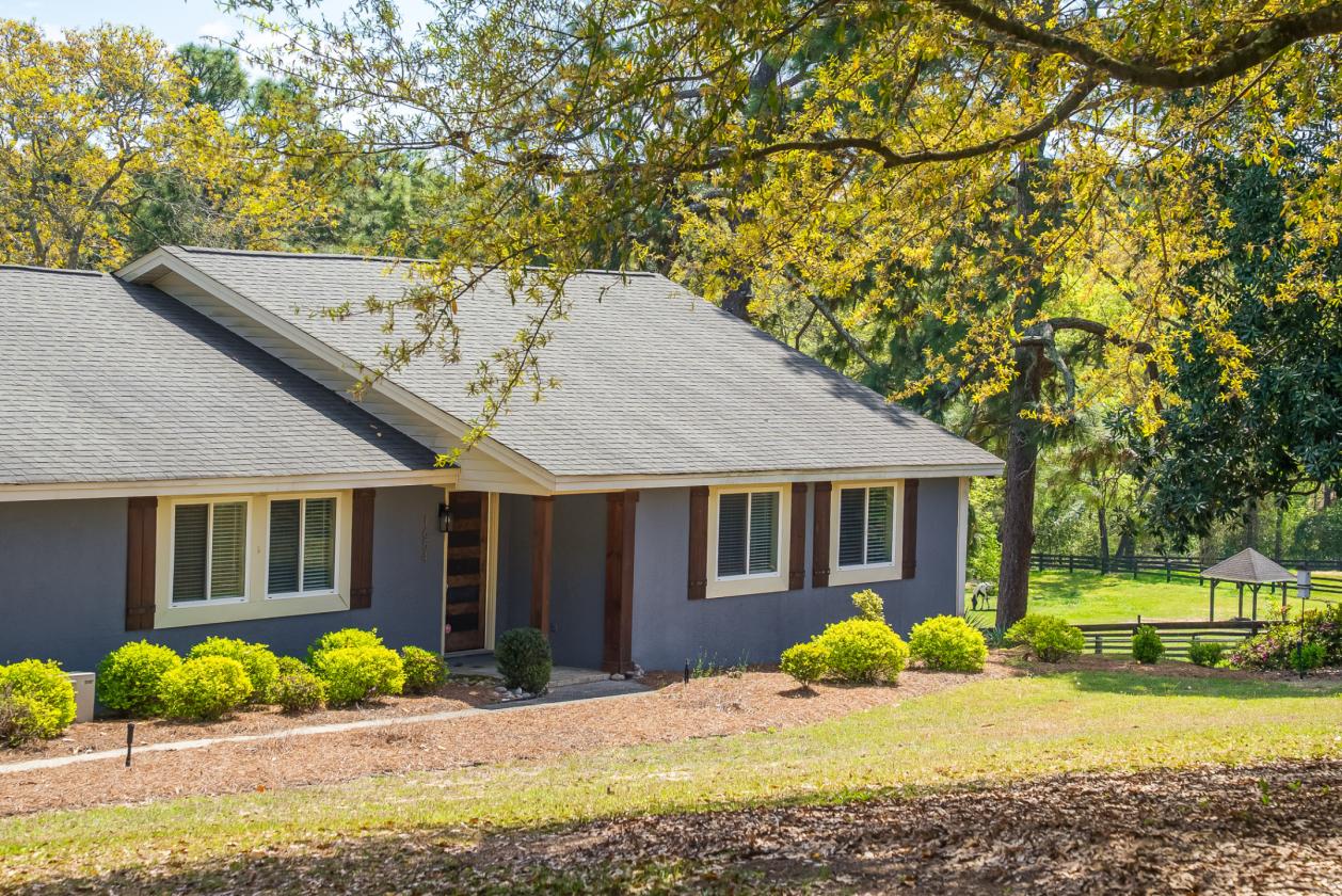 Live Connected to Aiken's Hitchcock Woods! - photo 3