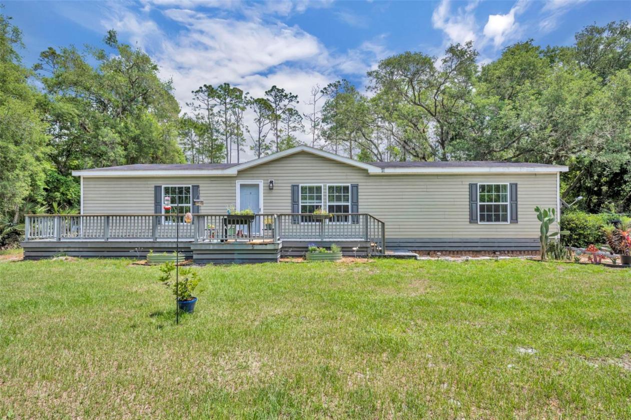 PRICE DROP - 23 Stalls - 2 Homes - Covered Arena - photo 11