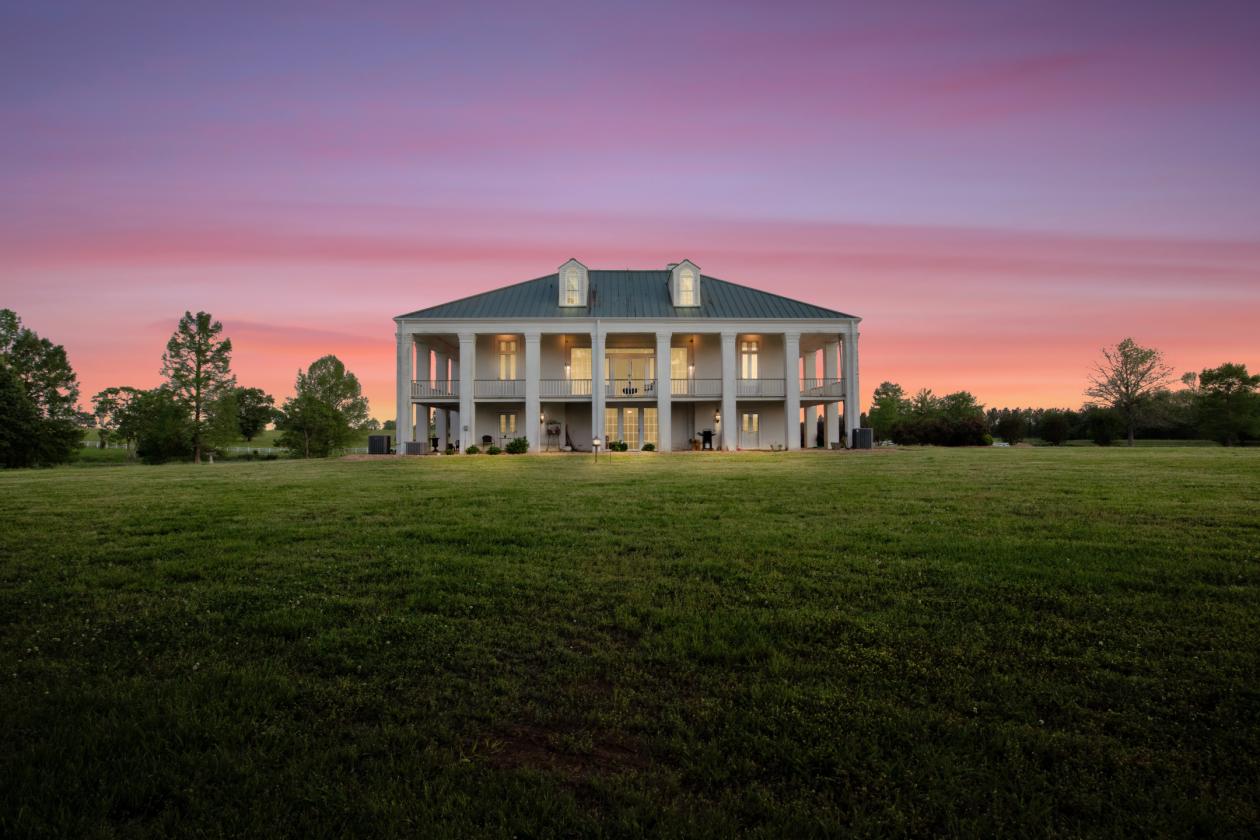 Remarkable 75-Acre West Lowndes County Estate - photo 1