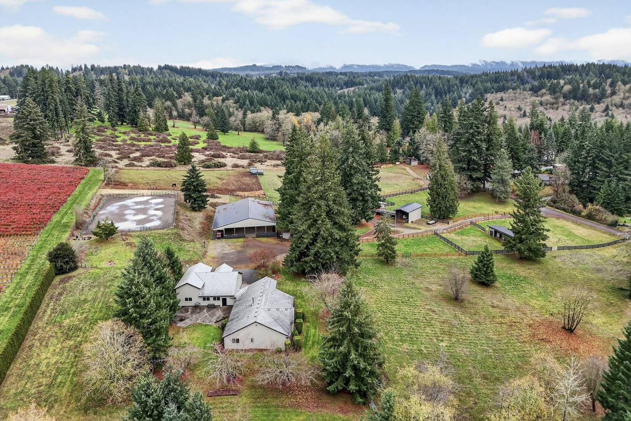 Horse Property for sale.