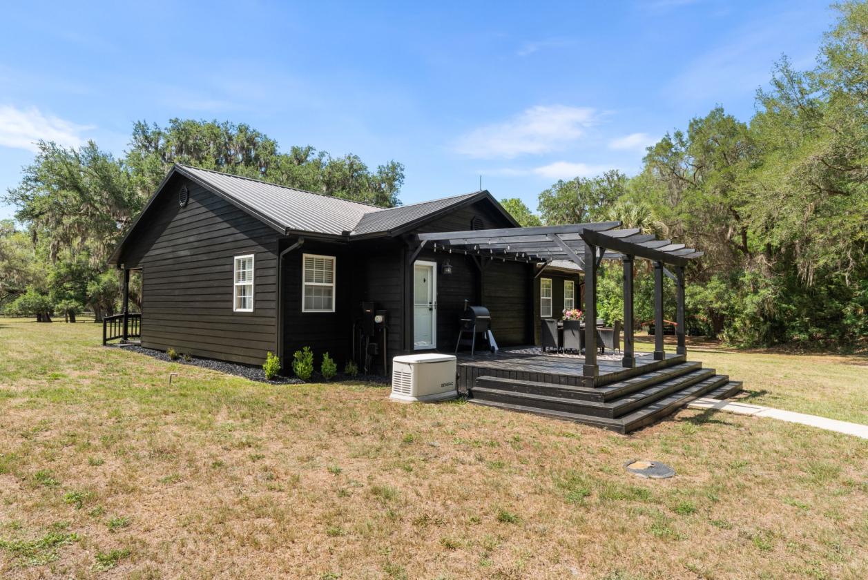 The Quarry Estate-Waterfront Equestrian Retreat - photo 11