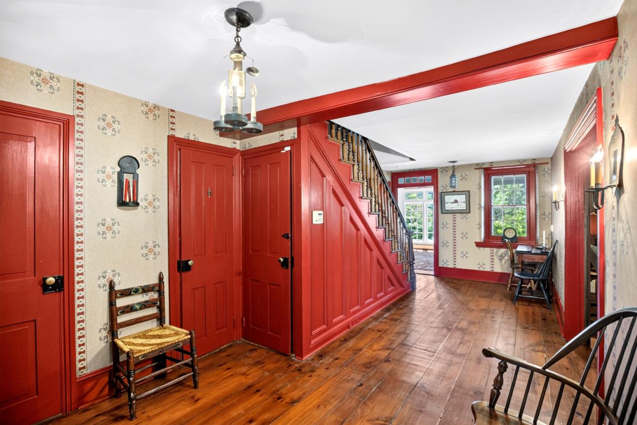 Rare Slice of Americana on 33 Acres - photo 7