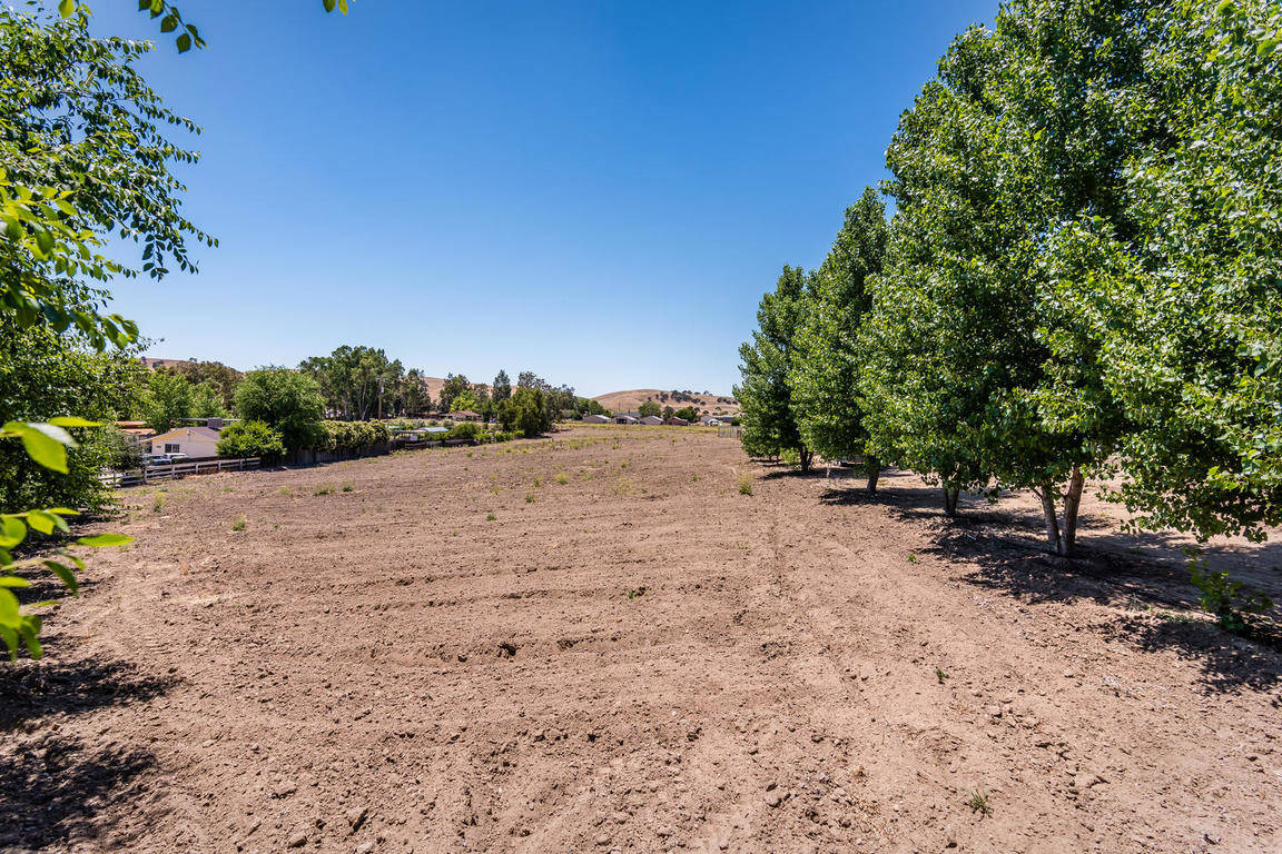 Ideal Horse Property close to riding trails Paso Robles, San Luis