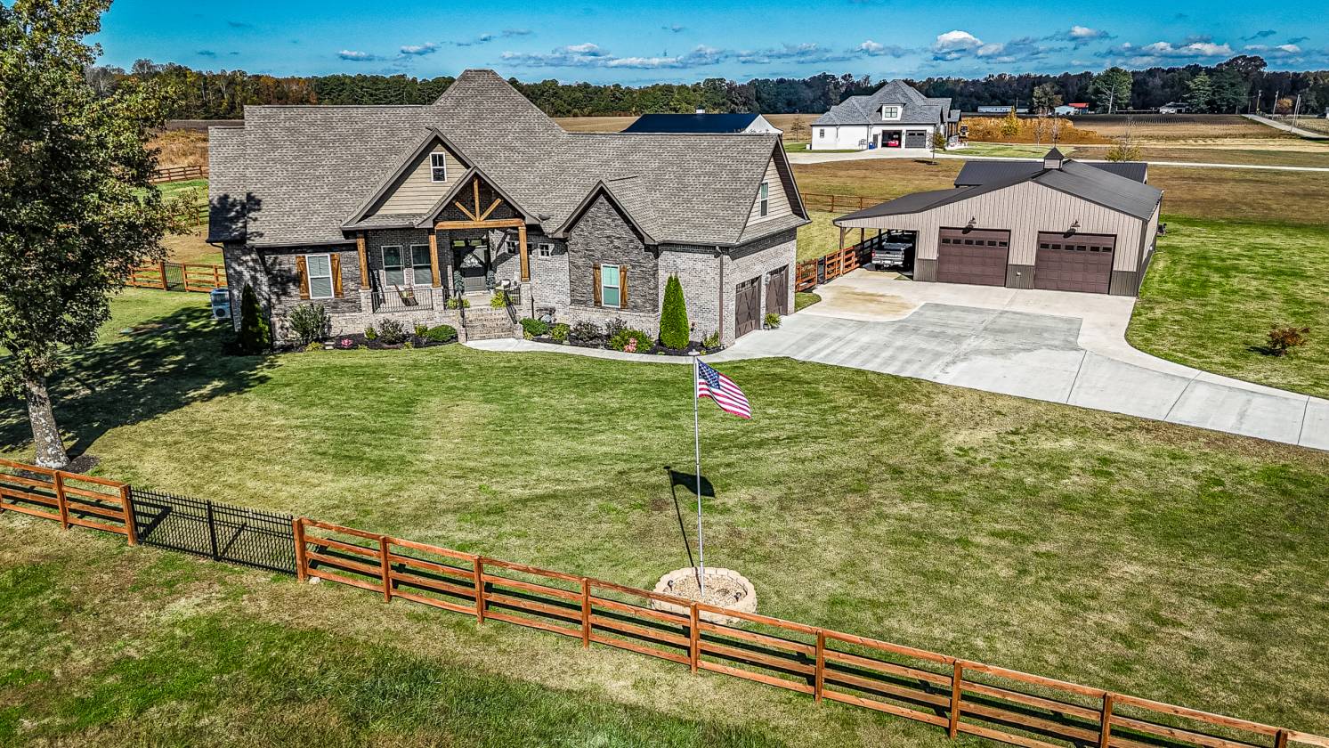 Horse Property for sale.