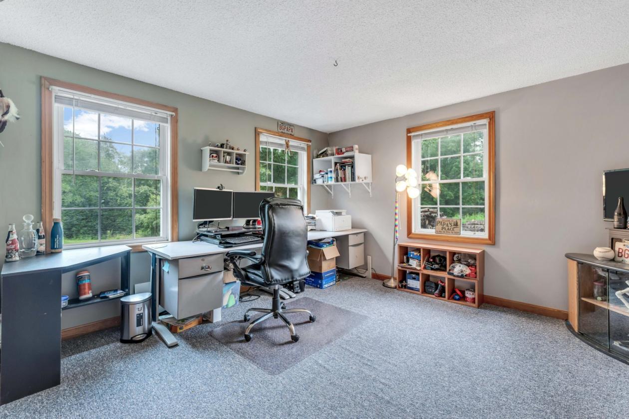 Serene 7.74 Acre Equestrian/Hobby Farm! - photo 11