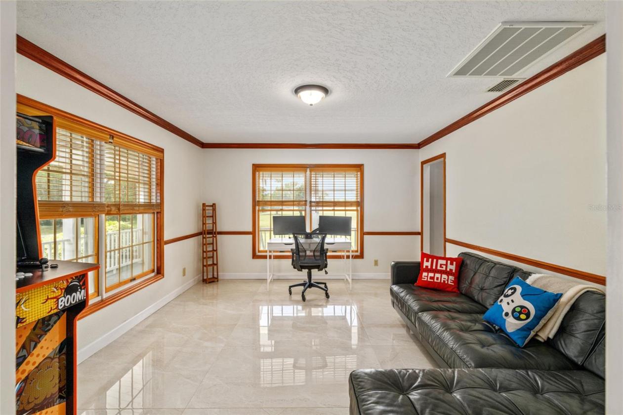 Equestrian Estate with Business Flexibility - photo 16