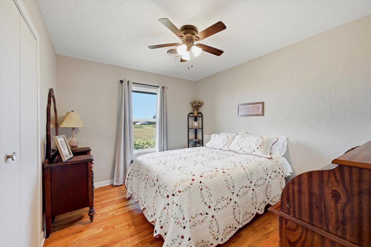 Peaceful Country Living on 15 Acres - photo 18