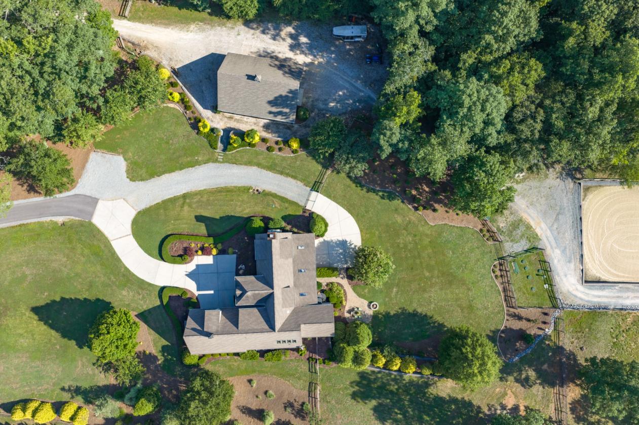 Luxury Equestrian Estate on 11.6 Acres - photo 16