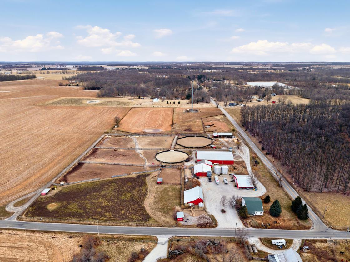 Central Indiana Horse Training & Boarding Facility - photo 1