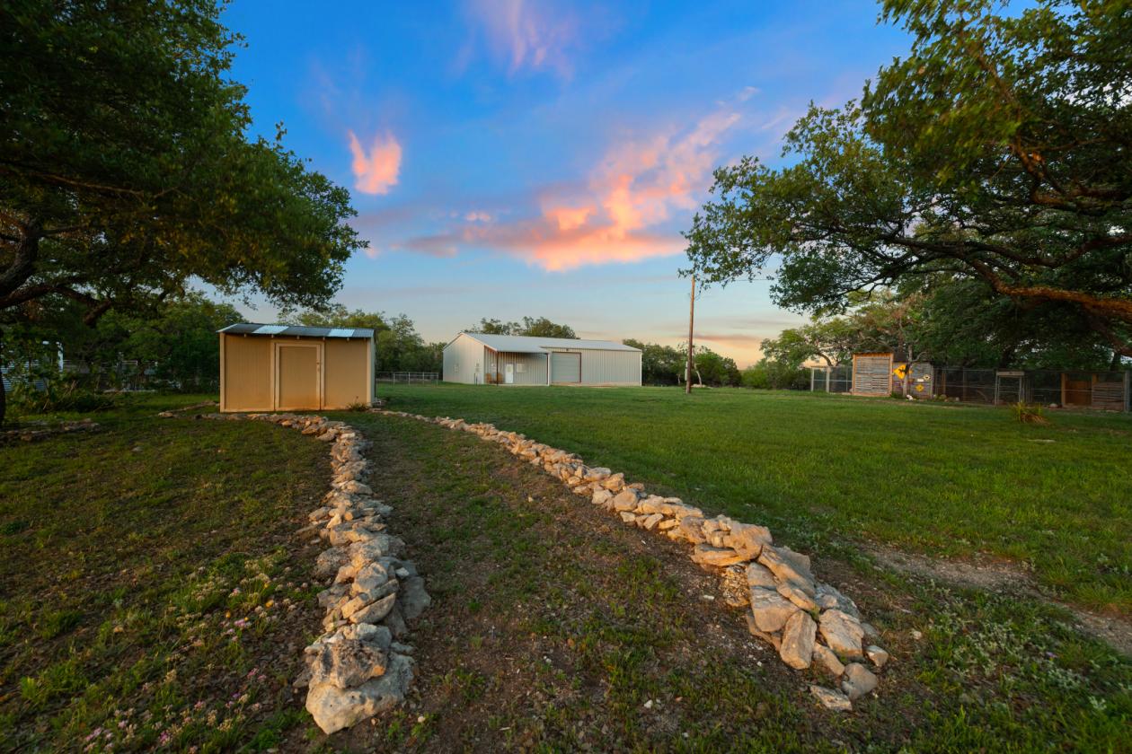 Fenced AG exempt Ranch on 14.4 acres with VIEWS - photo 13