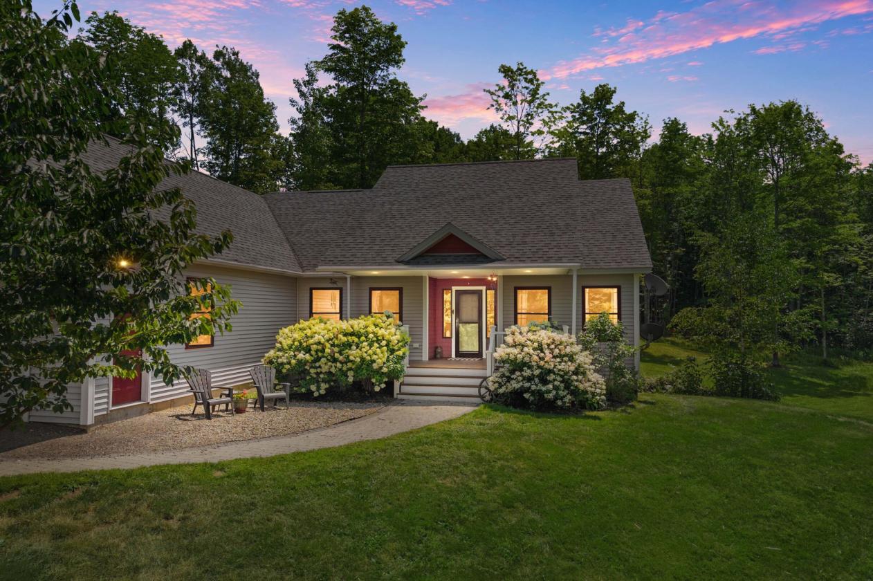 Gorgeous Equestrian Property - Western Maine - photo 5