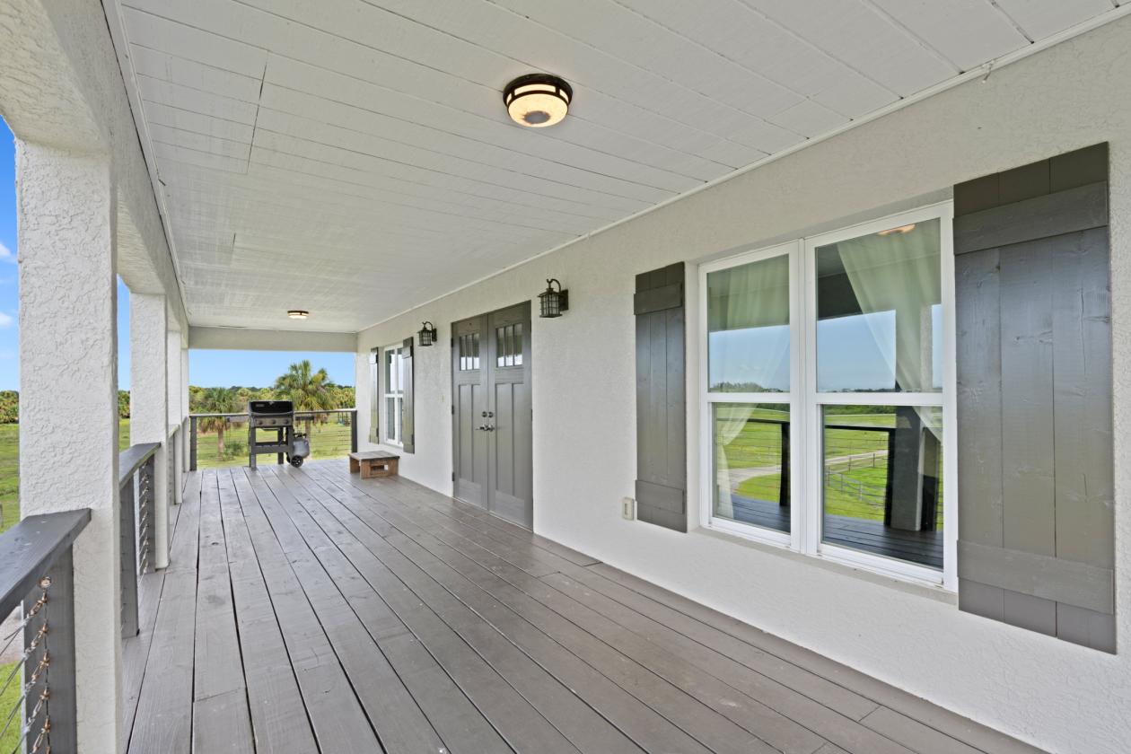 8 STALLS  •  8+ ACRES • ARENA • TURNKEY HOME - photo 14