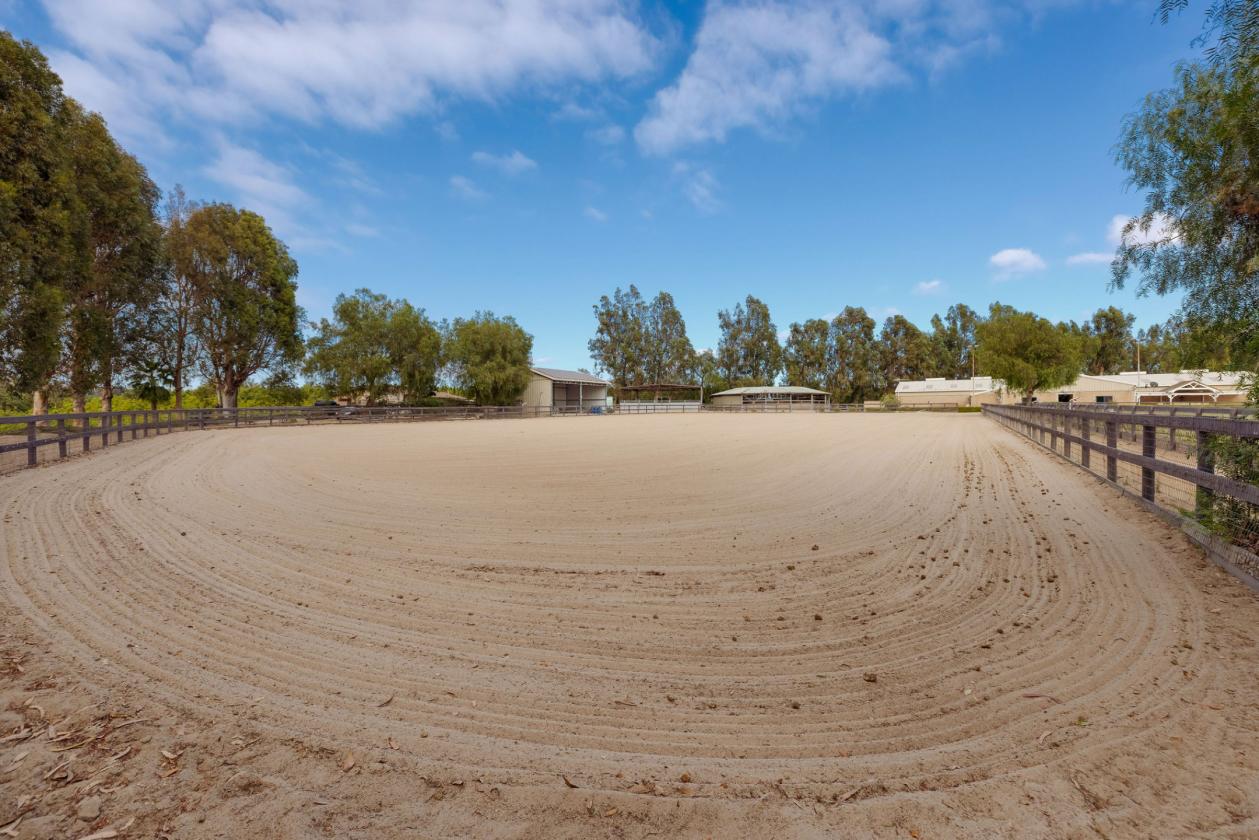25 Acre Residential & Equestrian Facility - photo 19
