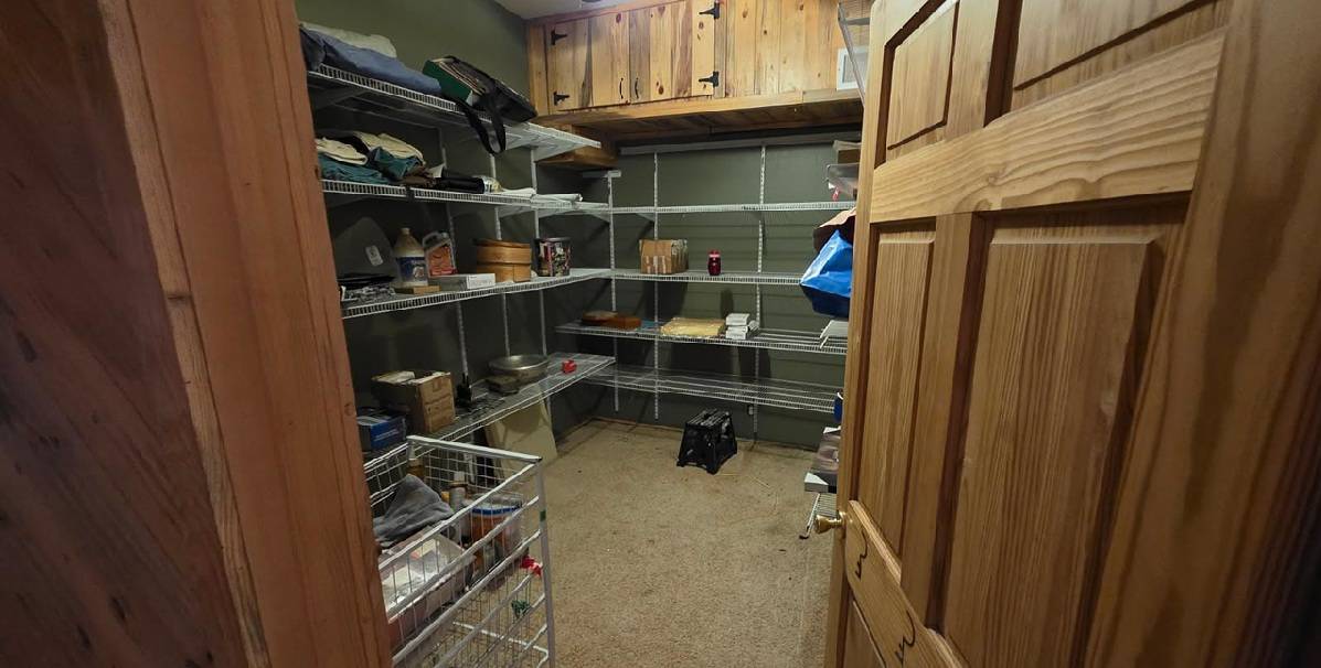 300 Acres off grid ranch with 2 springs - photo 20
