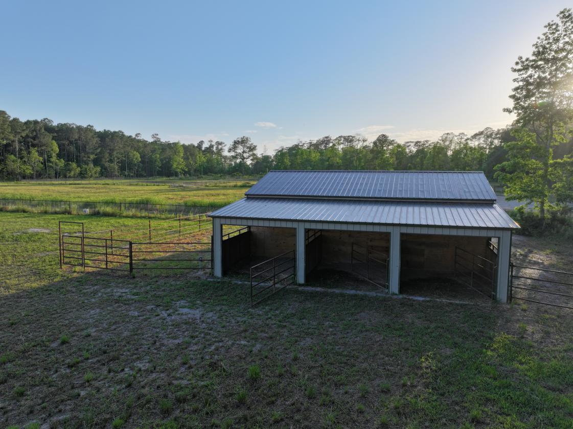 Premier 22± Acre Waterfront Equestrian Estate - photo 19