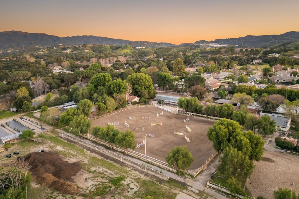 Equestrian & Investment Opportunity in Newhall - photo 19