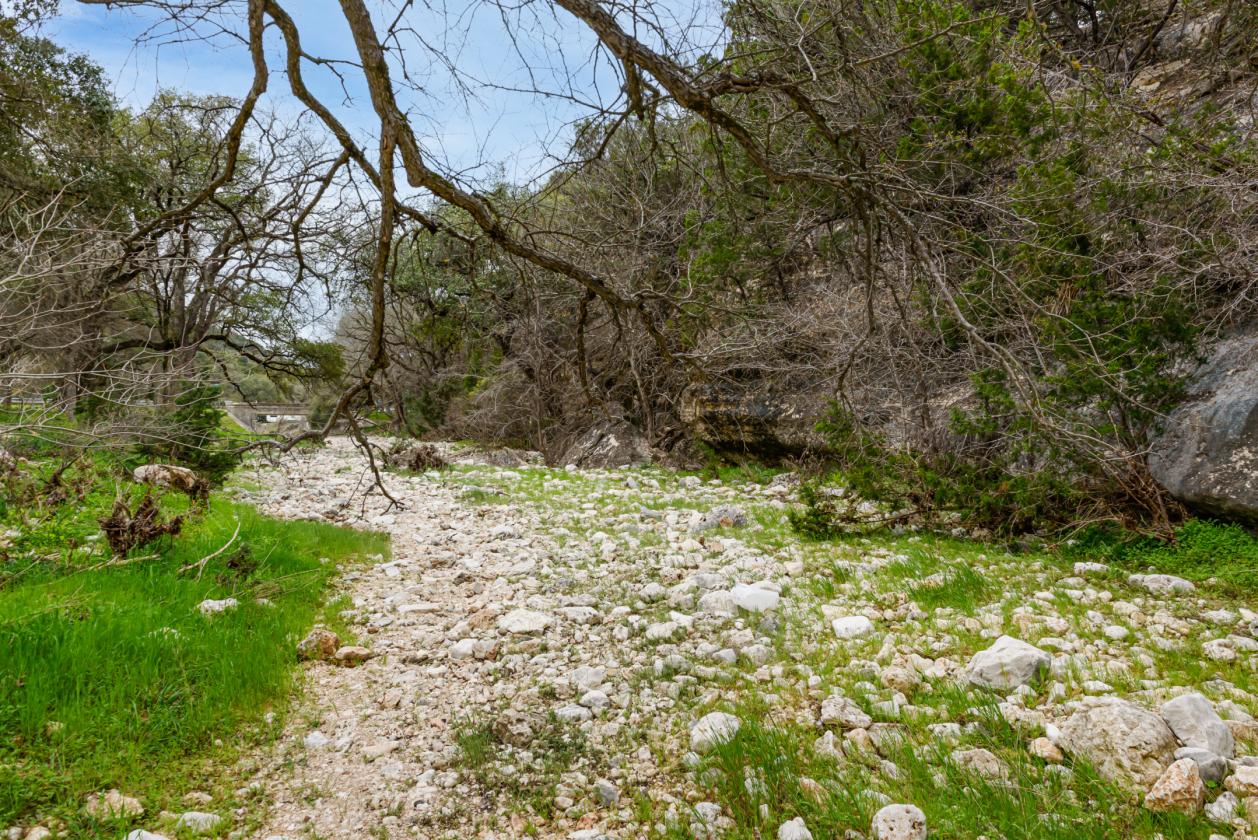 Canyon Lake Acreage — Live Where Others Vacation - photo 13