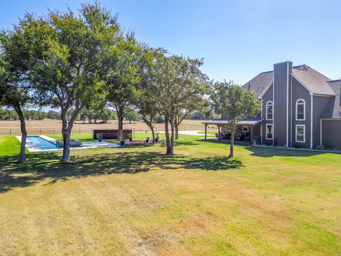 15+ ACRES W/ HOME, BARN, SHOP, AND COASTAL HAY - photo 13