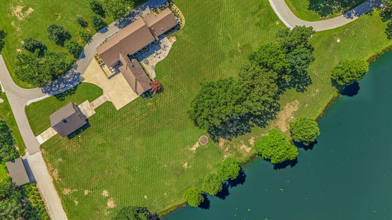 Modern Rustic Estate with Lake, Trails & Barn - photo 24