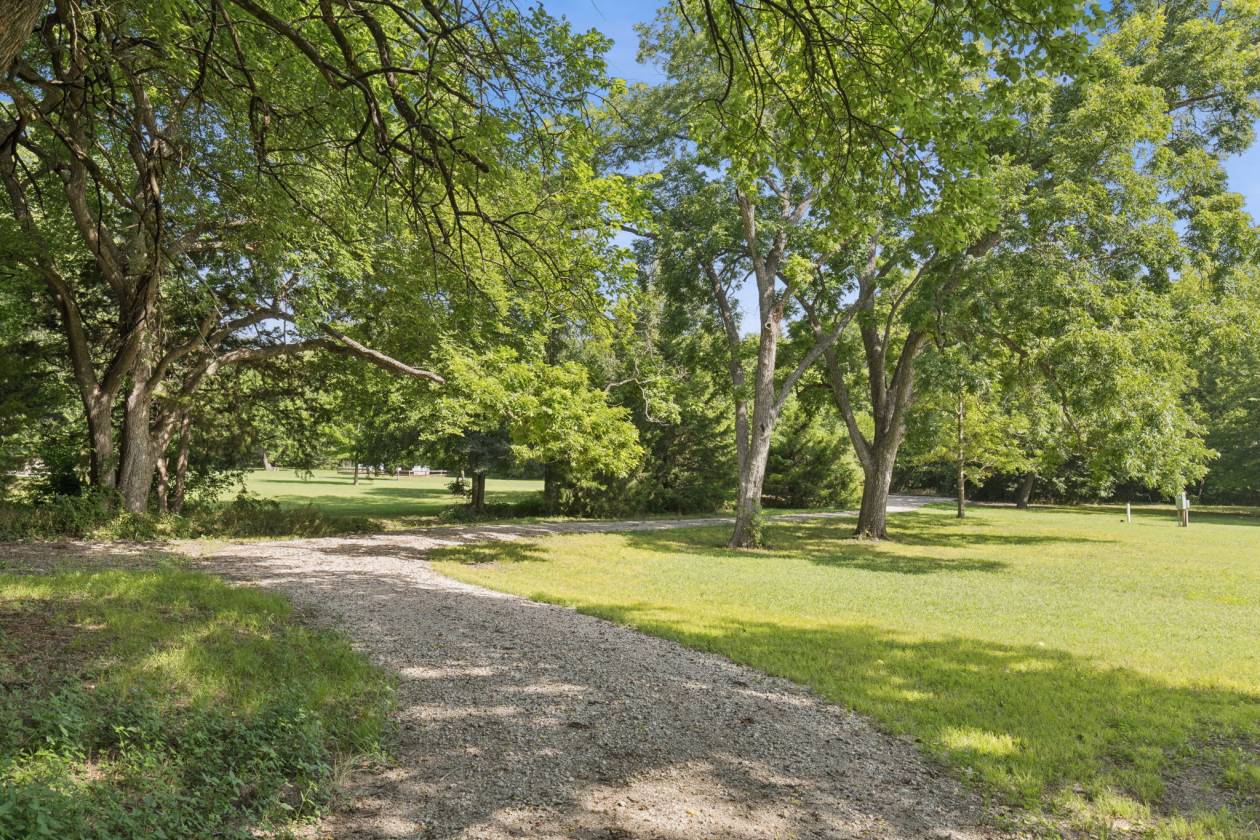 Horse Property for sale.