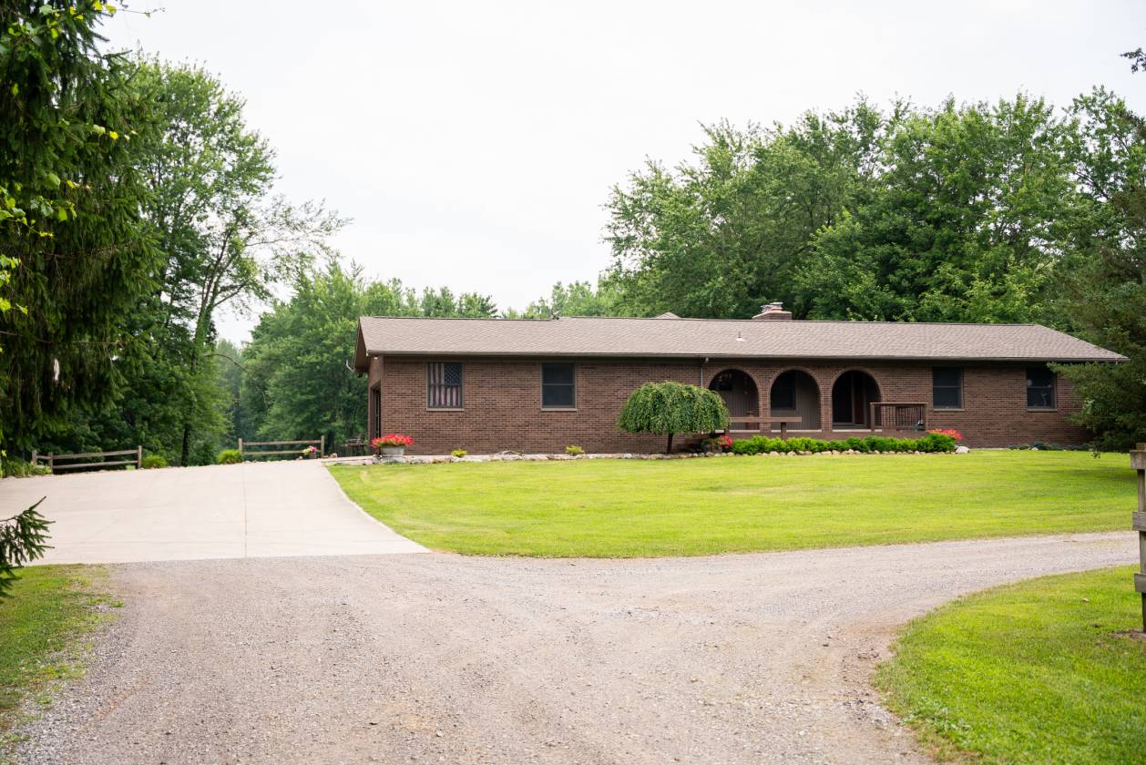 Private Equestrian Estate on Scenic Acreage  - photo 8