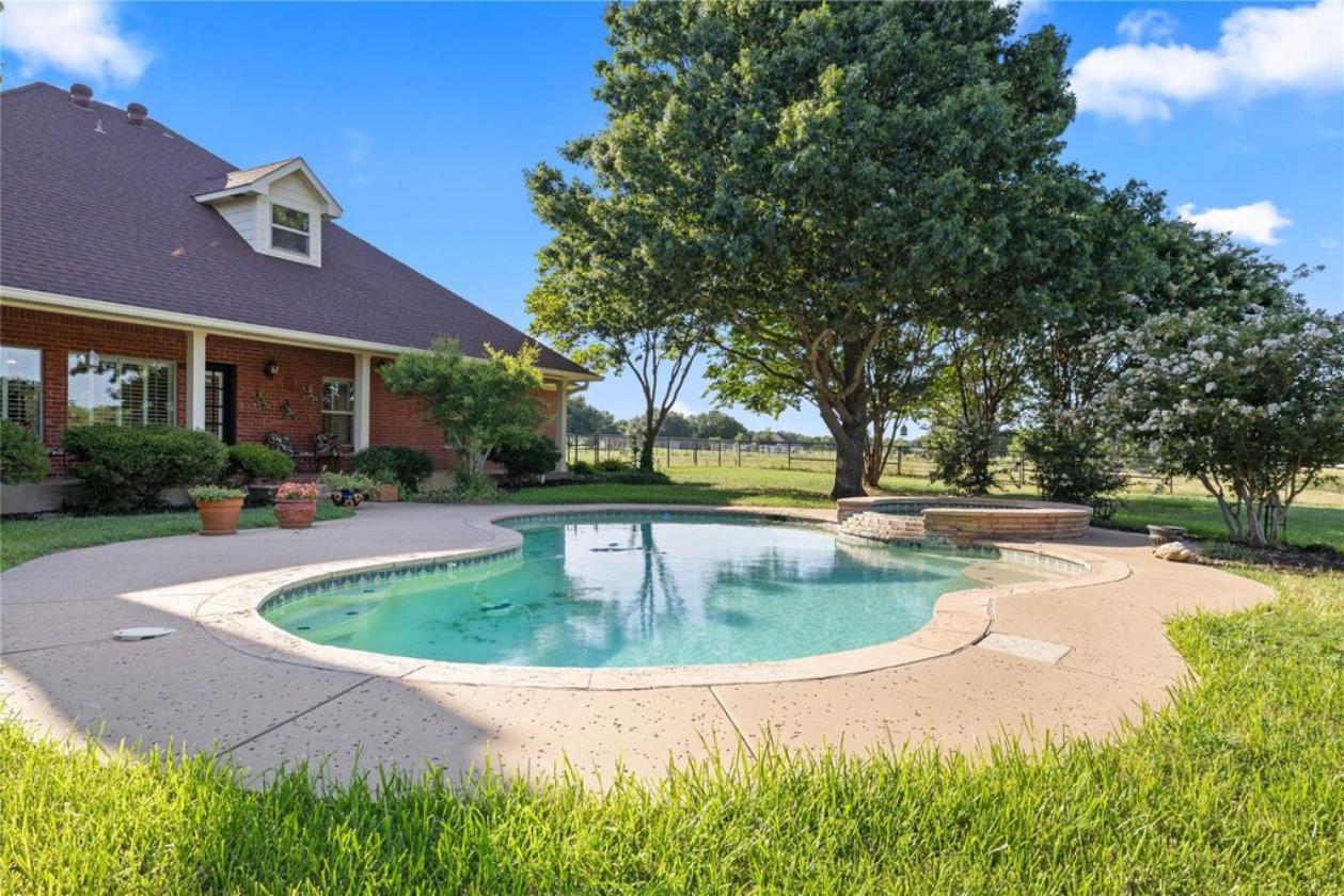 14 Acres with Barn, Pond & Custom Home - photo 15